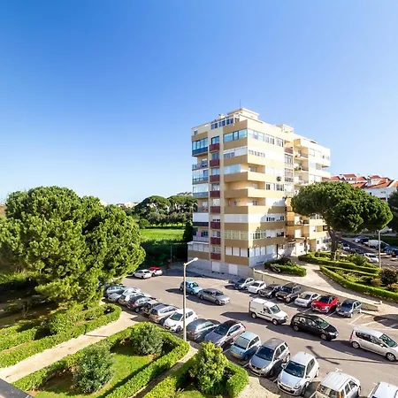 White - T2 Near Apartment Sao Joao do Estoril
